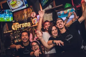 mejores bares en Miraflores que debes visitar